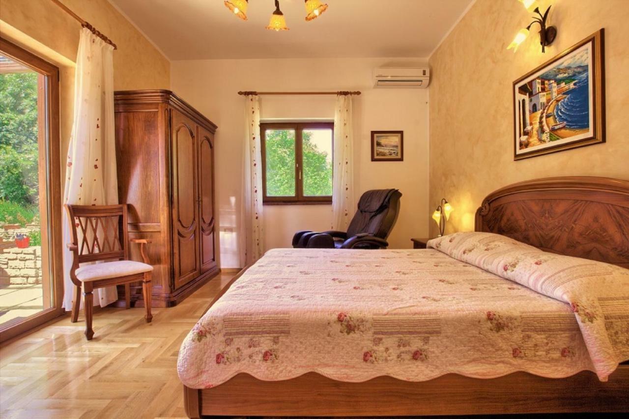 Holiday Home Sarita Šišan Esterno foto