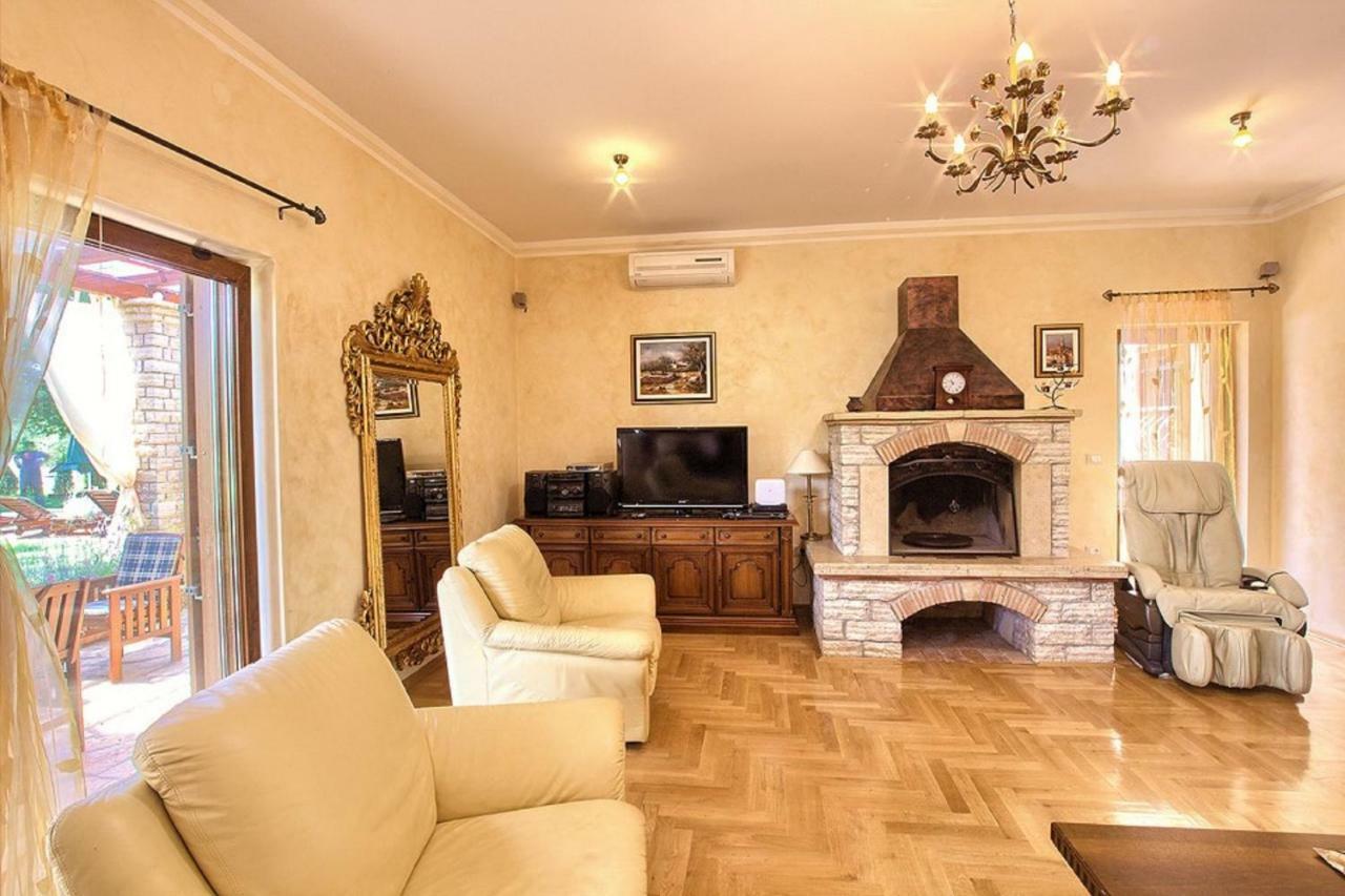 Holiday Home Sarita Šišan Esterno foto